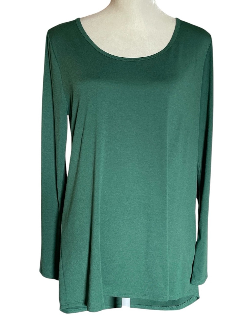 LuLaRoe Lynnae Emerald Green Top